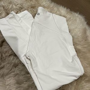 Lululemon Train Times 7/8 Pant Size 6 White